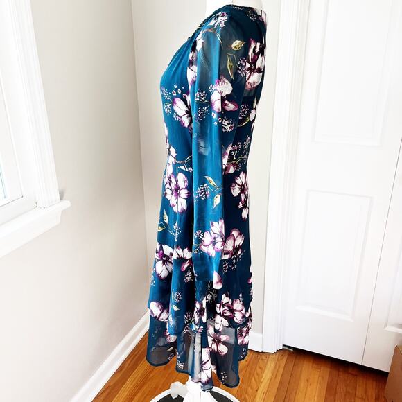 Cupcakes and Cashmere Chiffon Tiered Floral Midi Dress - Picture 4 of 8